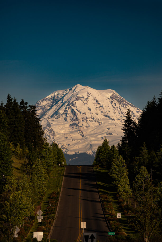 CASCADE MOUNTAINS